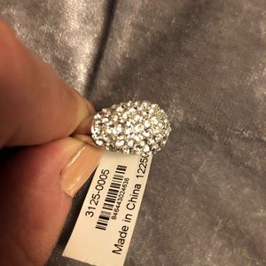 Chamilia Swarovski crystal ring